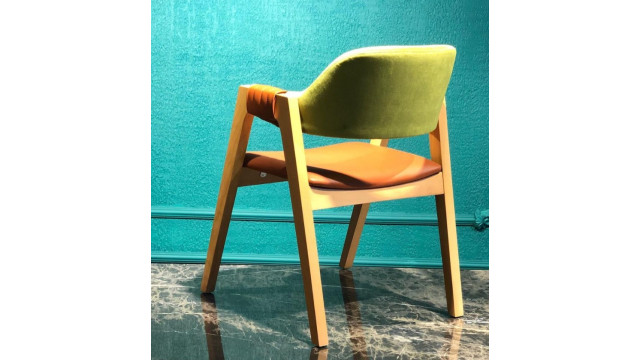 Стілець Меркада Стілець Меркада