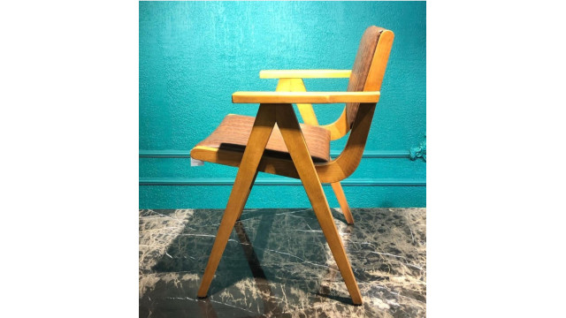 Стілець Міджана