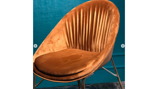 Стул с крашенным покрытием Тура